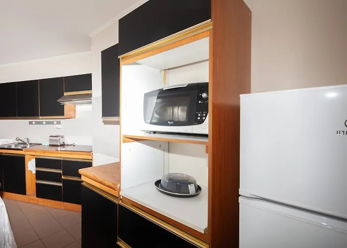 3 Pieces - Rer A 100 M Arcueil